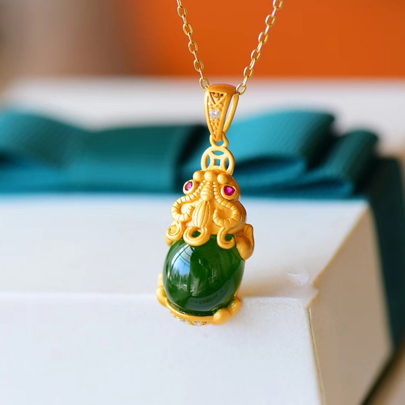 [Ready Stock]Fashion New Gold-Plated Inlaid Jade Brave Troop Necklace Pendant