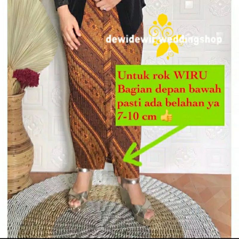 Rok Plisket Wiru/ Rok Bawahan Kebaya, Motif Parang Kembang