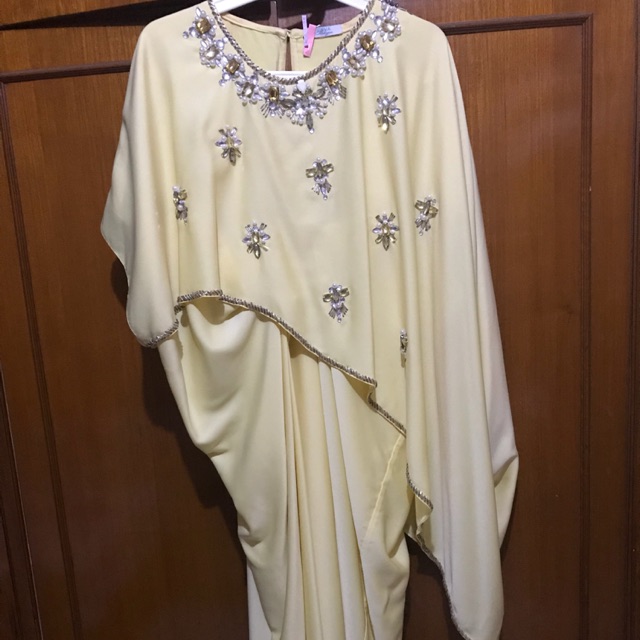 Preloved kaftan ava prologue