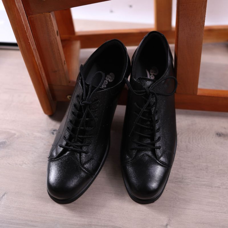 sepatu kulit asli sepatu pantofel pria formal BOSTON FOOTWEAR andrea