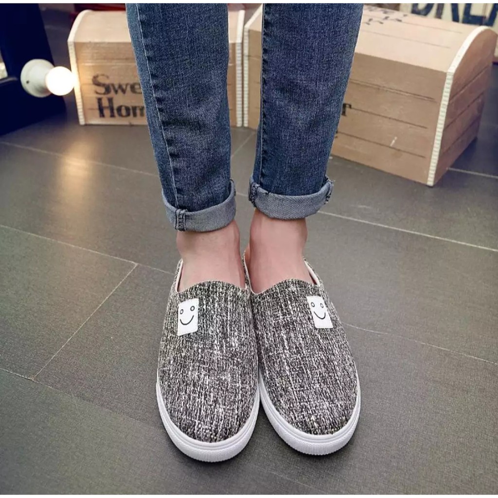 Sepatu Wanita Slip On Marsmellow Slipon Mules Spatu Flat Flatshoes Flatshoe Perempuan Krem Hitam Dan Biru FSH237