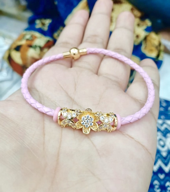 Gelang tangan wanita  gelang kulit latek tiga warna pilihan kombinasi perhiasan lapis emas  xuping