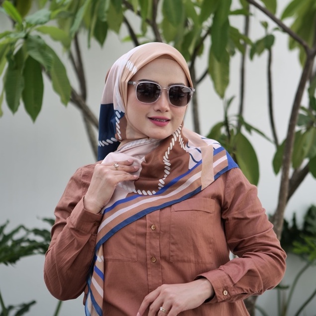 Hijab Segi Empat Printing | Humble | Levelup | Levelscarves