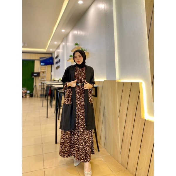 Cleo Dres +  Outer