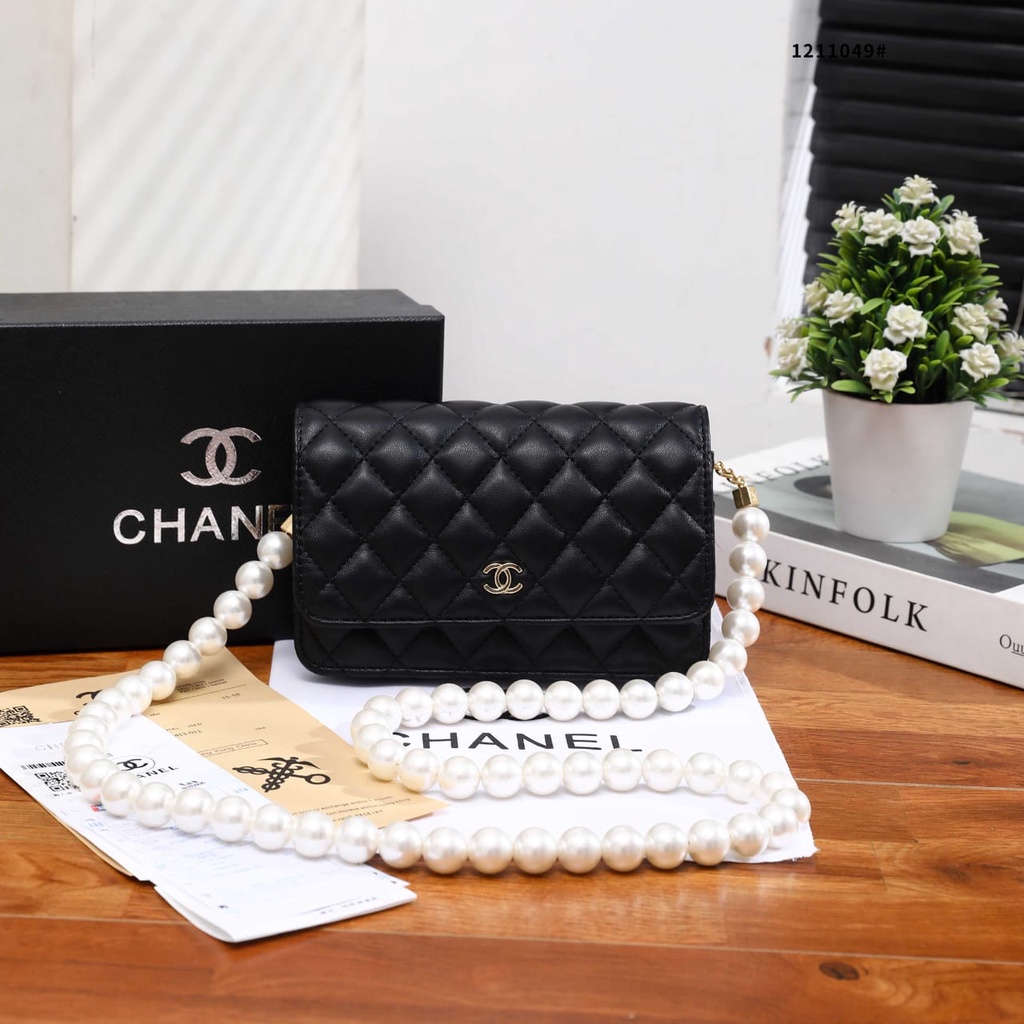 Fashhion LOGO C Pearl Strap WOC Bag 1211049#