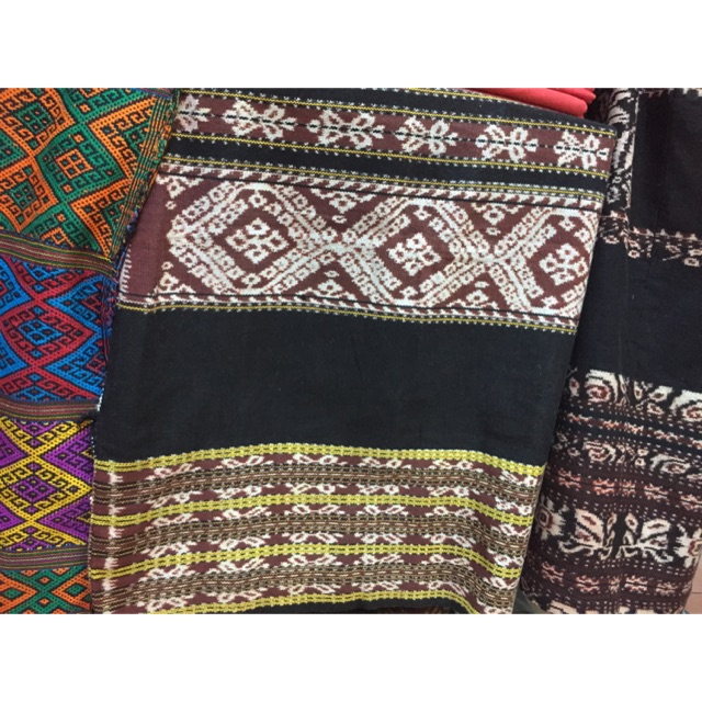 Sarung sabu NTT TENUN IKAT ASLI TERMURAH