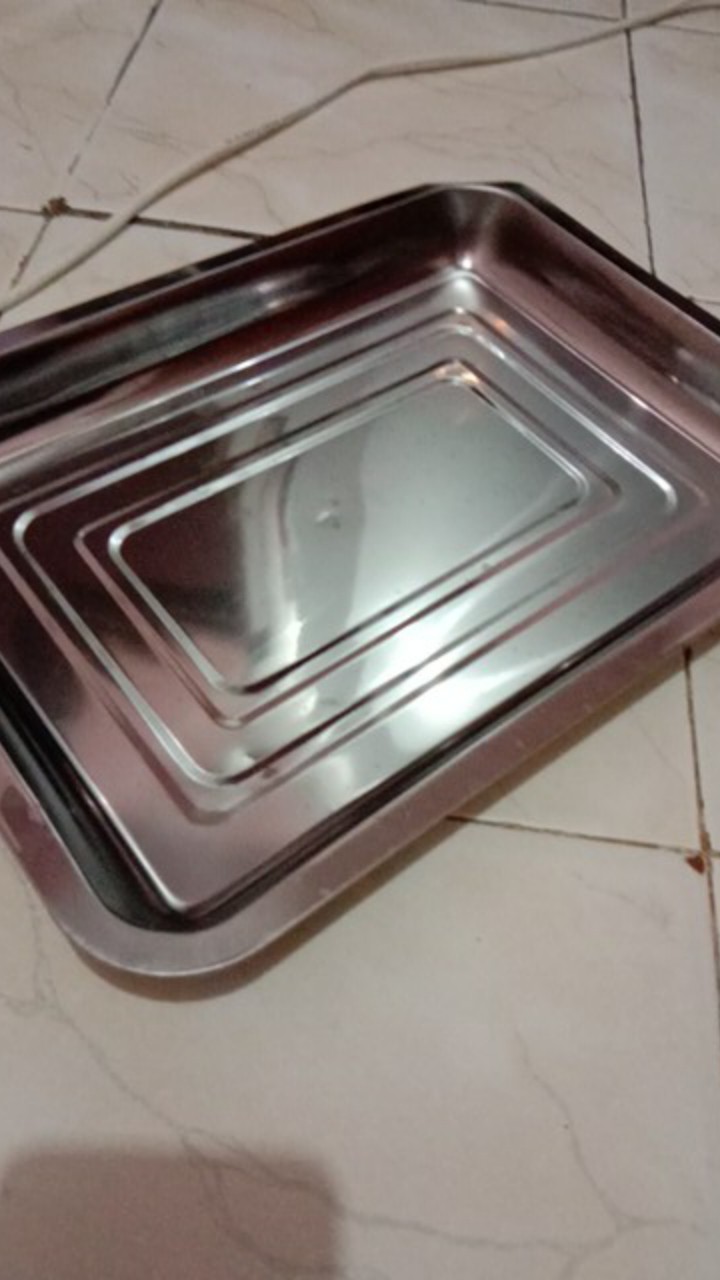 Nampan Stainless Steel Nampan Makan Kotak Besar Kecil 555 Alat Prasmanan Murah Baroque Mart