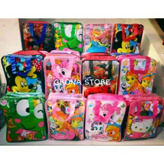 

Goodie bag ulangtahun / tas tenteng ulang tahun karakter UK 23 x 18cm