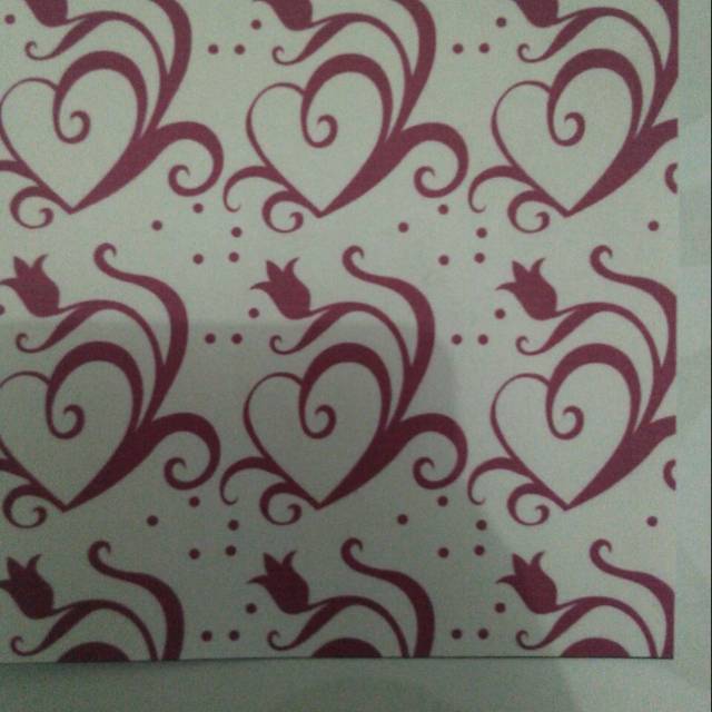 

Roll cat motif