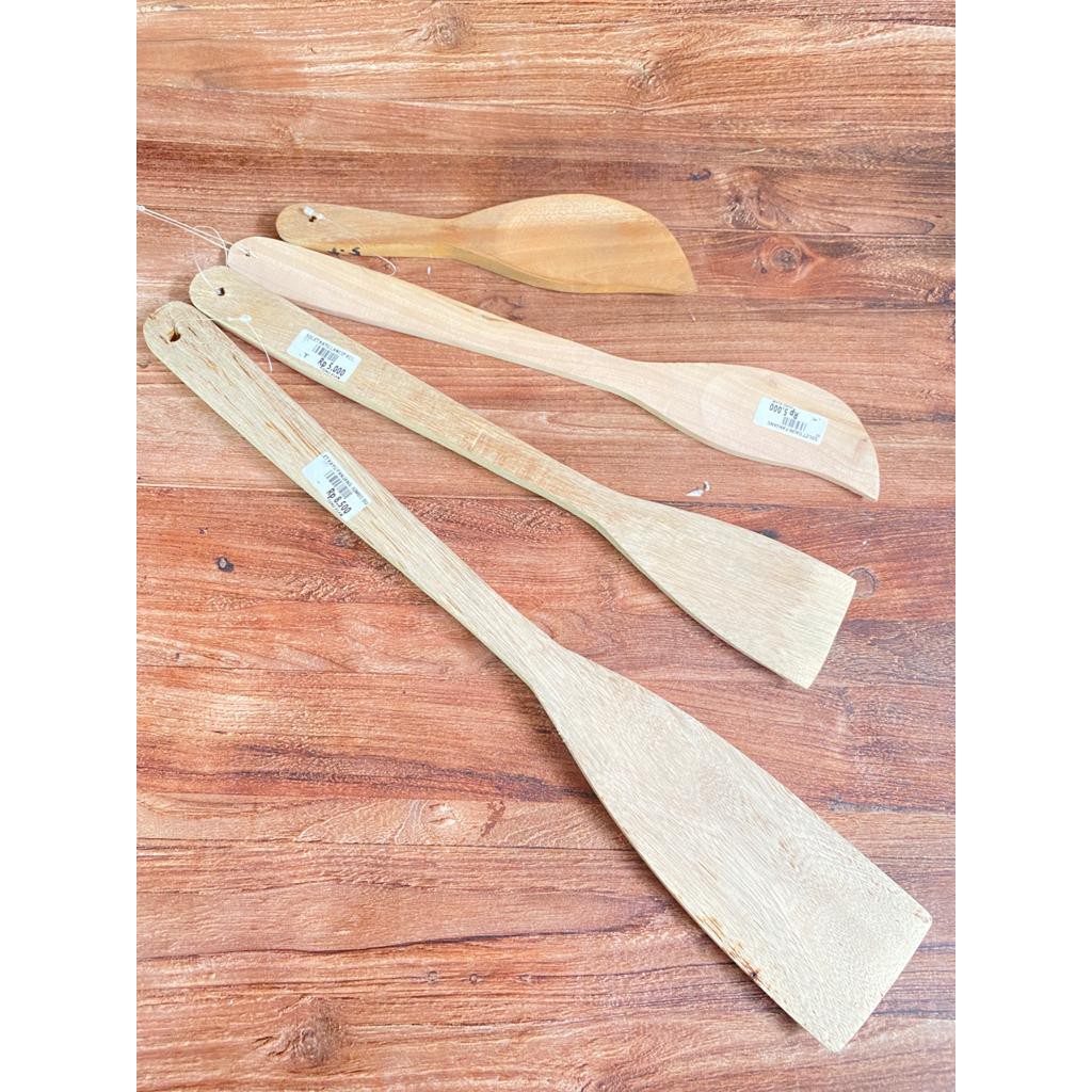 SOLET KAYU SPATULA ANTI PANAS SAMBEL GORENG TEFLON SOTIL MASAK
