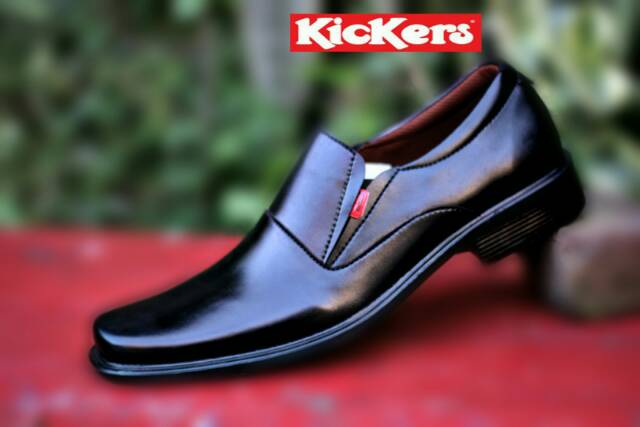 Sepatu Pantofel Kulit Kickers Kerja Pria Murah Formal Kantor Dinas Berkualitas