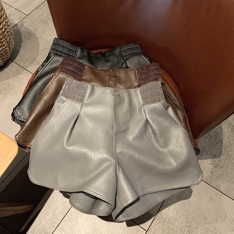 F71 leather PU shorts