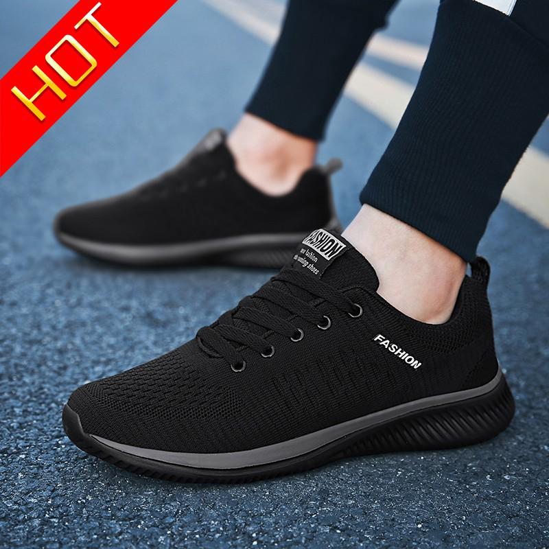  Sepatu  Sport Running Hitam Santai Sneakers Pria Sepatu  