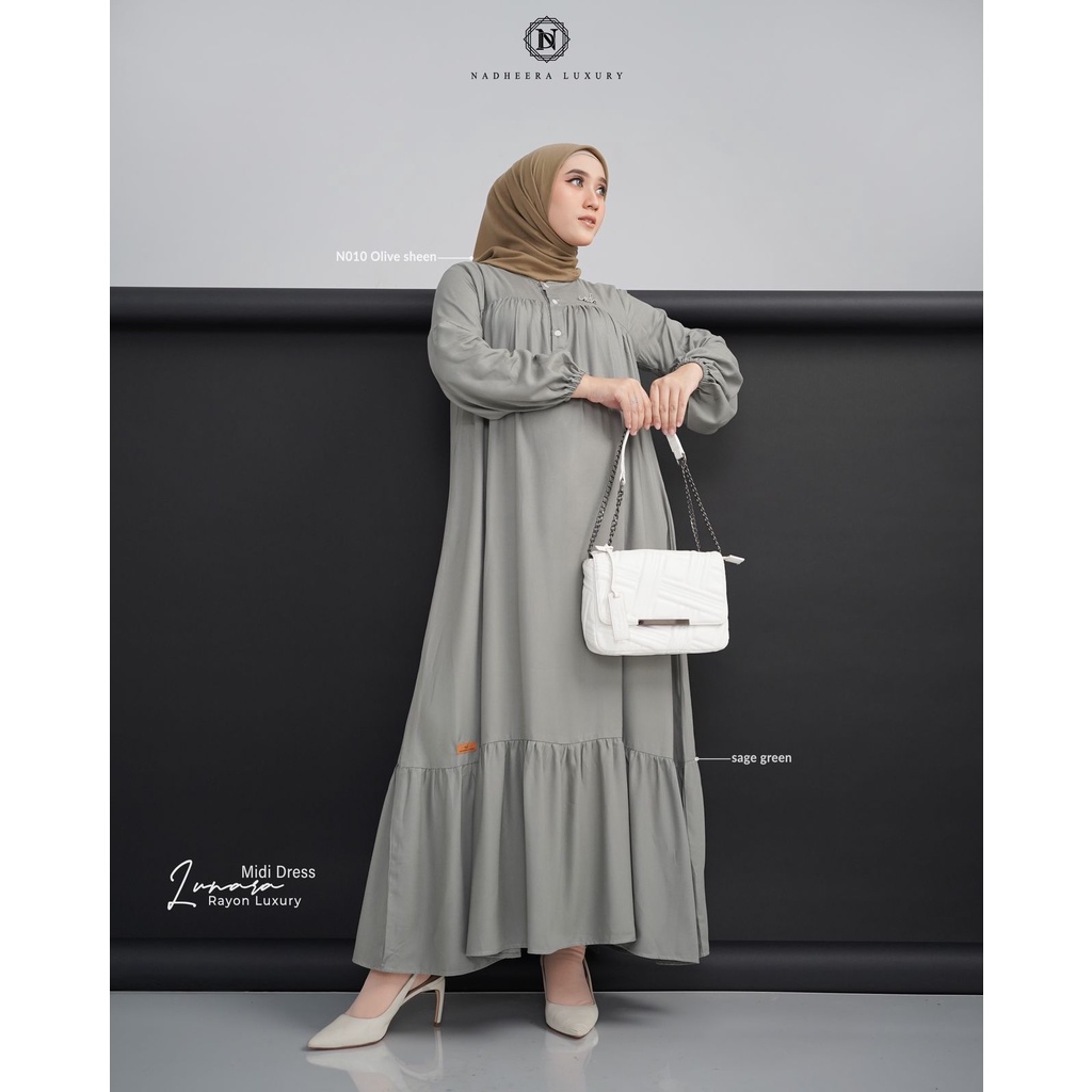 LUNARA MIDI DRESS BY NADHEERA LUXURY