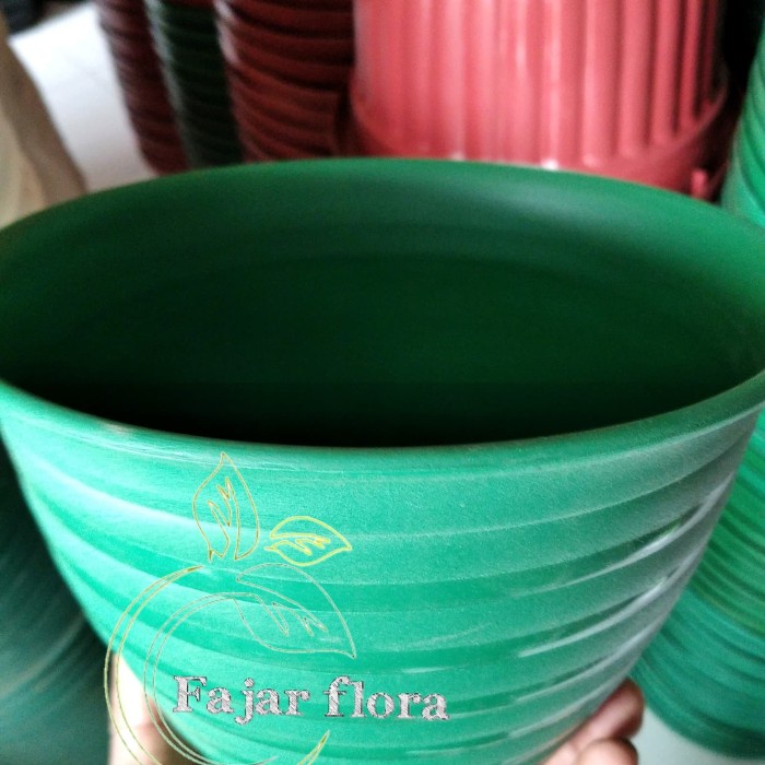 Pot Tawon Hijau- Pot Tawon Ukuran 18