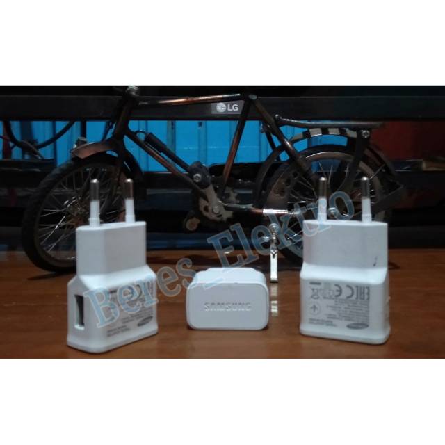Charger hp Samsung original bekas batok totok kepala charger Samsung 1,55 Amper Original bekas