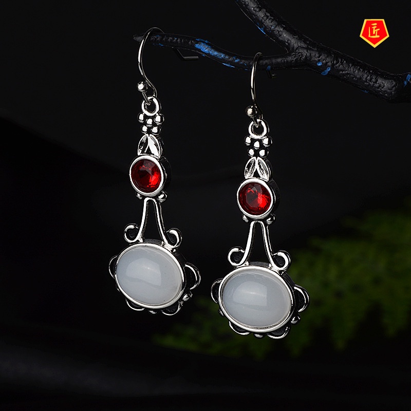 [Ready Stock]White Moonstone Earrings Long Retro Dignified