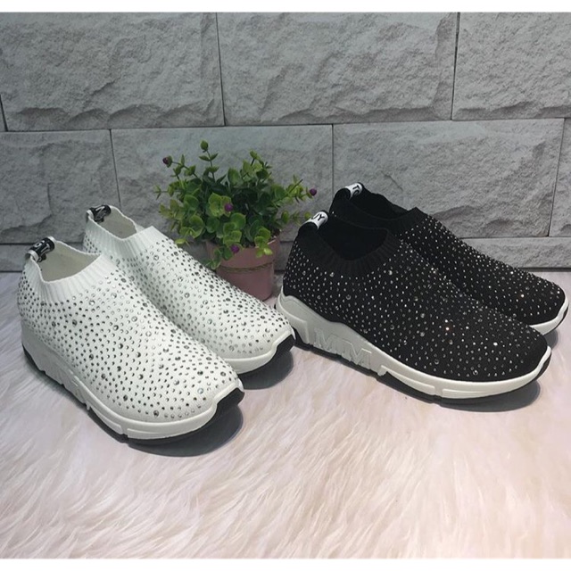 NEW SEPATU FASHION IMPORT REALPICT