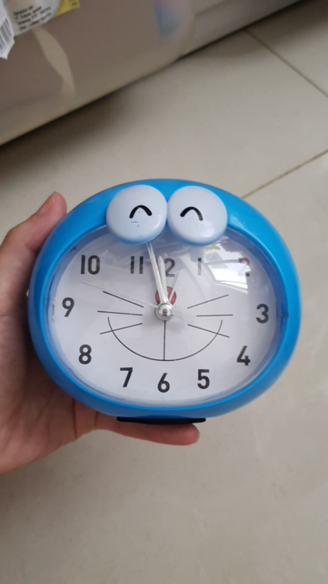 Jam Alarm /  Weker Bulat Karakter Doraemon