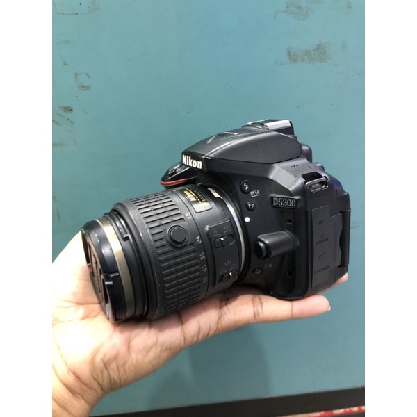 DSLR NIKON D5300 LAYAR LIPAT DAN WIFI