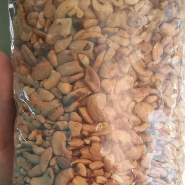 

KACANG MEDE MATANG GORENG PATAHAN