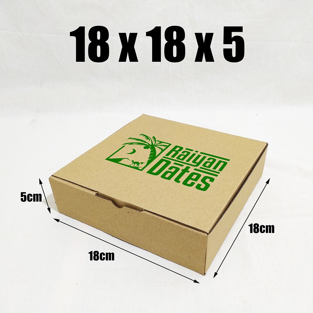 

CUSTOM SABLON LUSINAN BOX KARDUS 18X18X5 CM (BOX + SABLON)