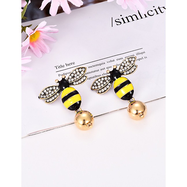 LRC Anting Tusuk Fashion Bee Worm Alloy Diamond-studded Bee Stud Earrings F50692