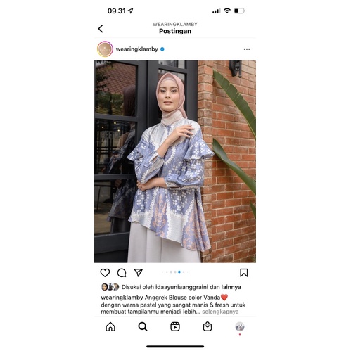 Preloved Wearing Klamby Anggrek Blouse