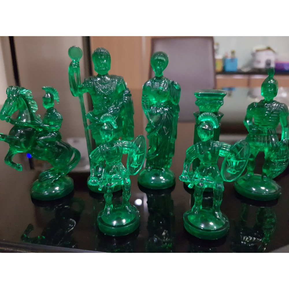 Silakan Order Biji Buah Bidak Catur Unik White Green Akrilik Chess Master Grosir