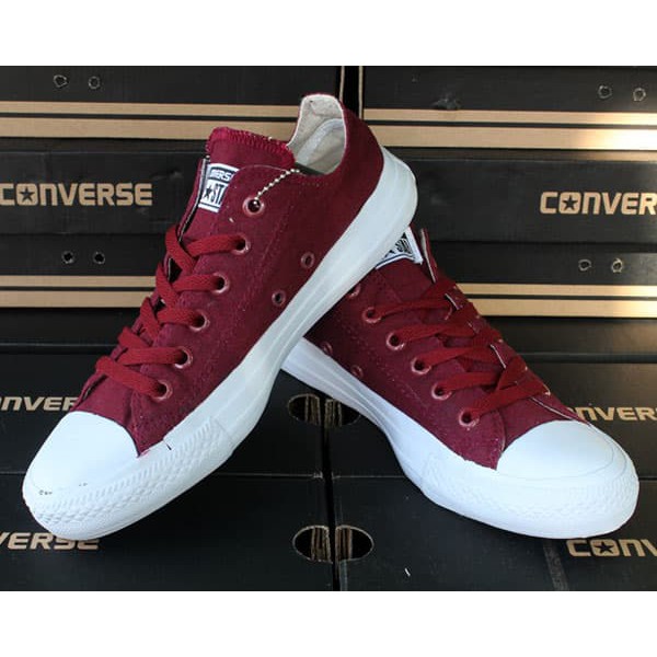 Sepatu Converse Merah Maroon