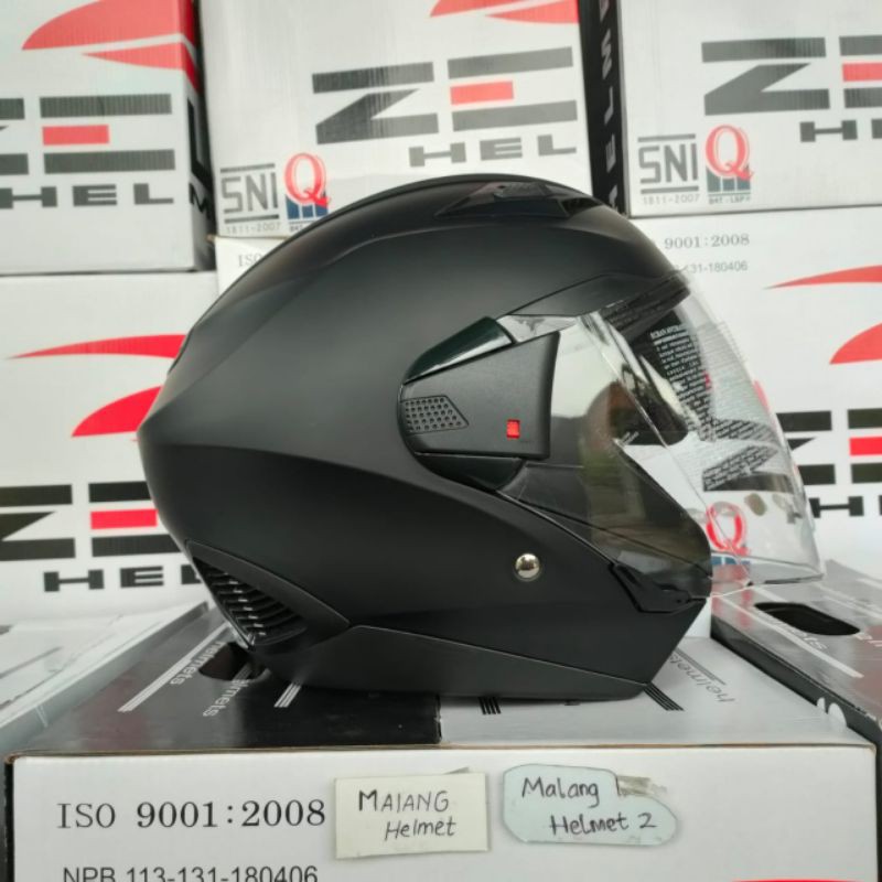 Helm ZEUS 611 Solid Black Doff (Ongkir Termurah 2kg)-1