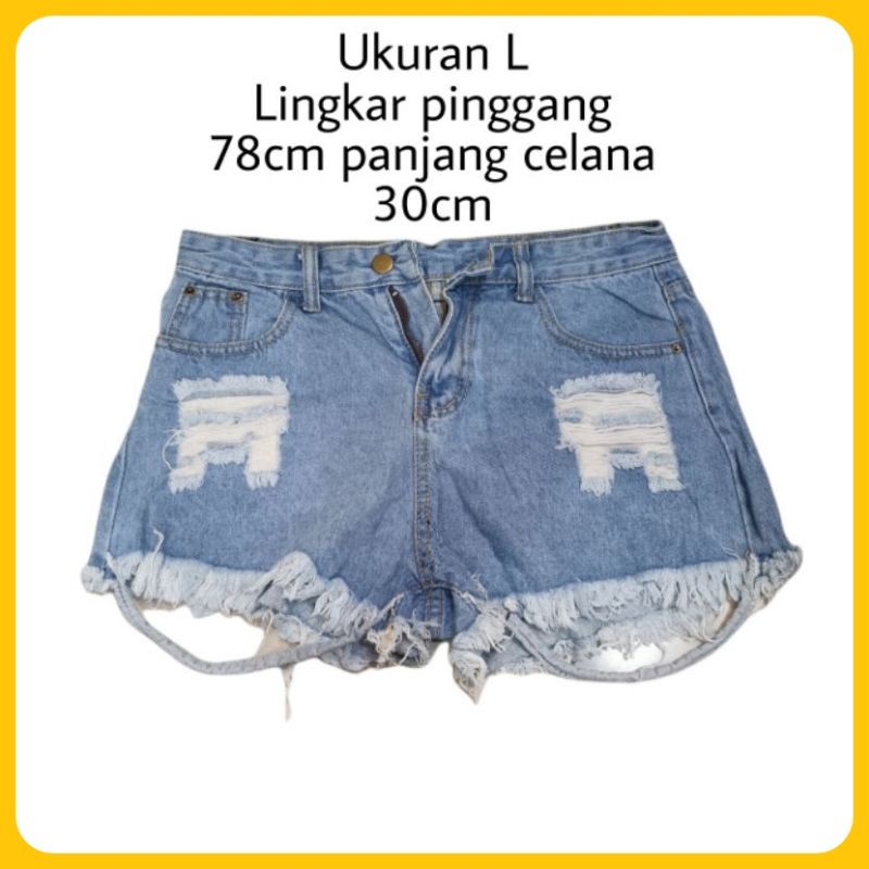 CELANA JEANS PENDEK WANITA