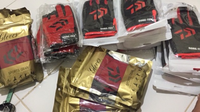 Sarung tangan Daiwa import