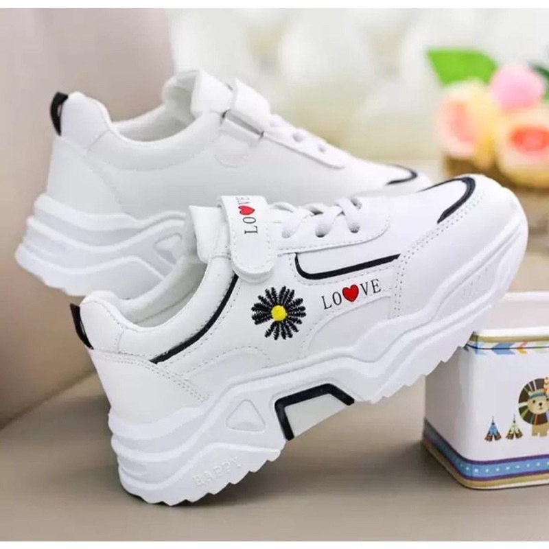 sepatu sneaker Anak perempuan bunga love hitam