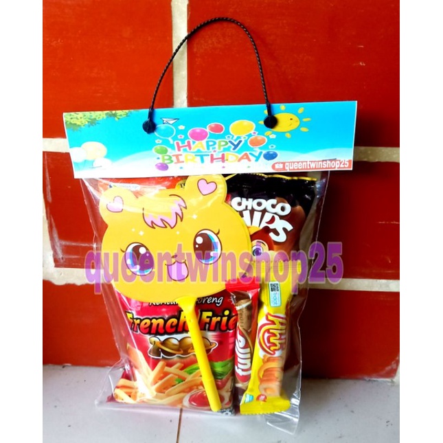 

PAKET SNACK ULTAH MURAH+SOUVENIR(KIPAS KARAKTER)