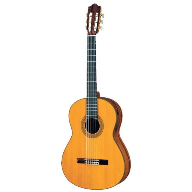 Yamaha C-390 Classical Guitar