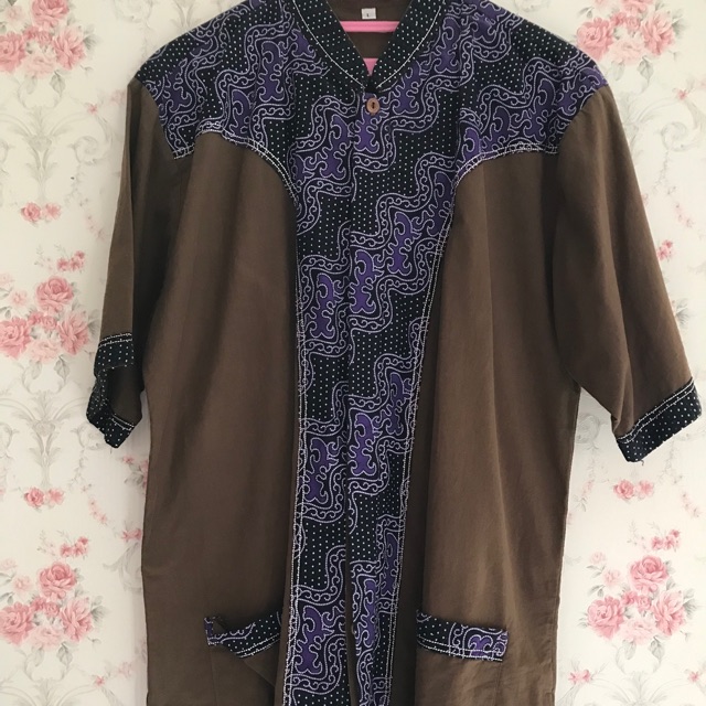 Kemeja Batik Coklat Prambanan