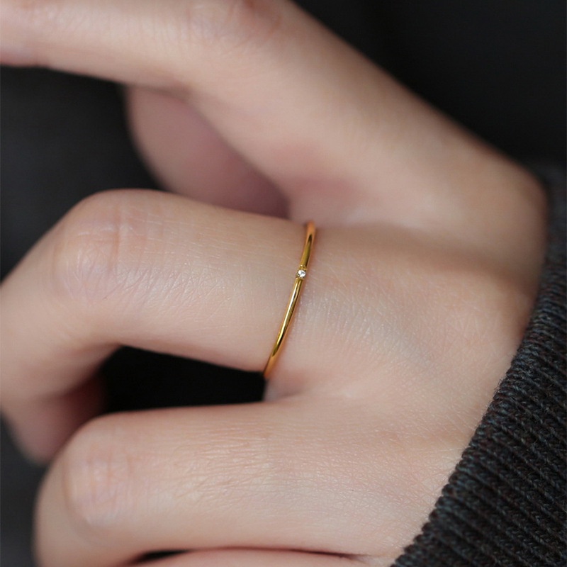 Cincin minimalis elegan titanium korea style anti karat - ercassia