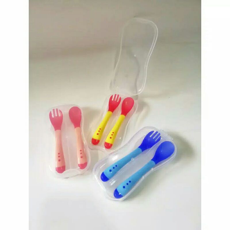 SENDOK/GARPU SILICONE SENSOR PANAS UNTUK Makan MPASI BAYI