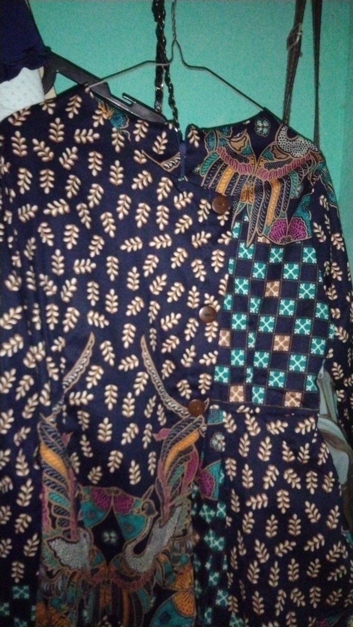 Batik Wanita - Atasan Batik 185 - 615 Tangan Panjang