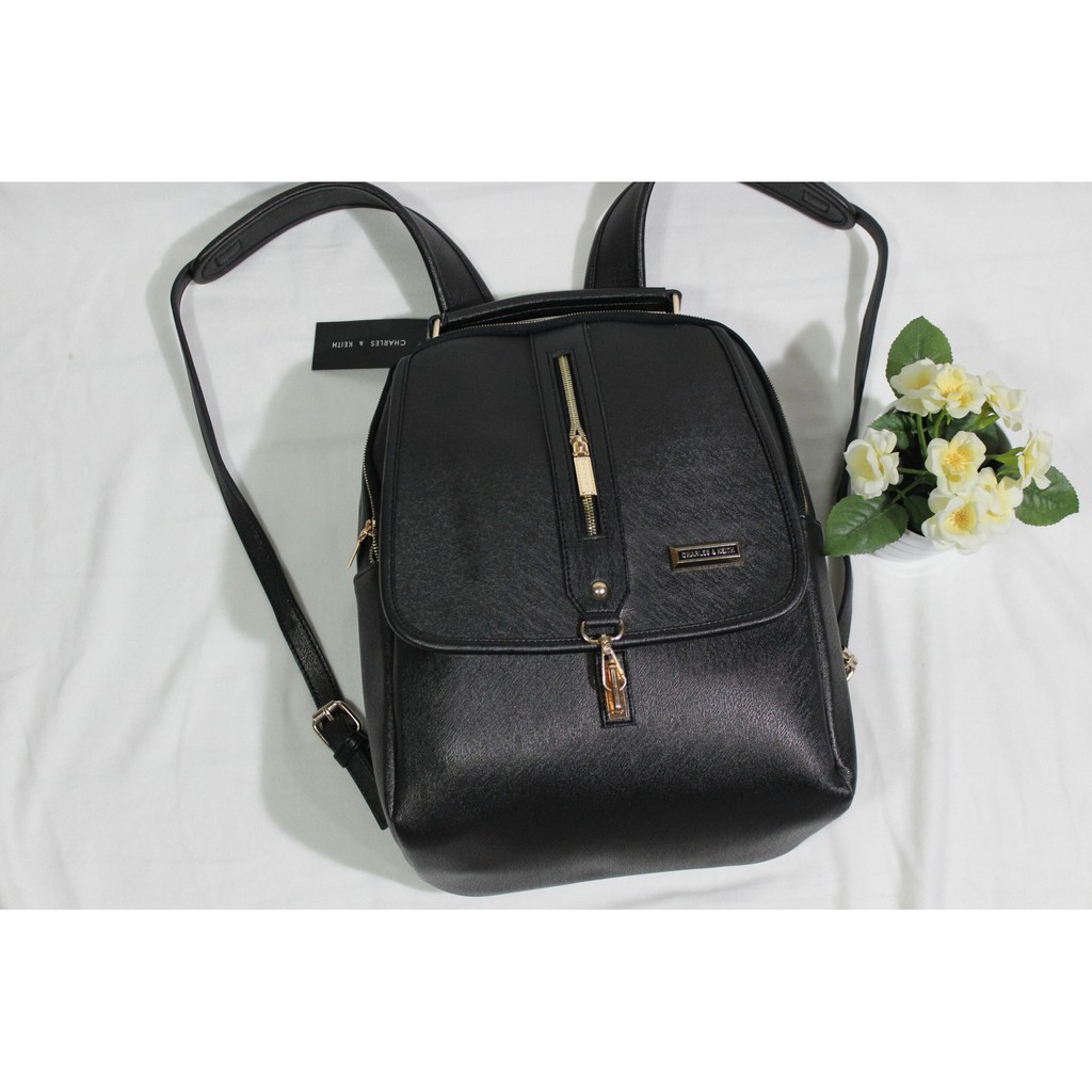 Terbaru Sale Tas Backpack Wanita CK Charles Keith Resleting Tengah Warna Hitam