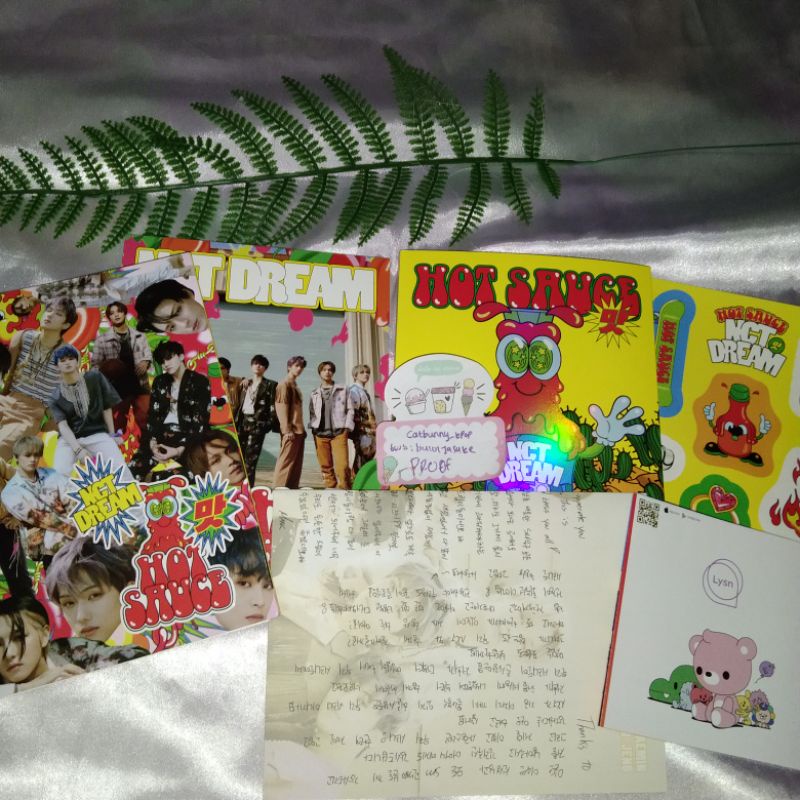 [READY STOCK] ALBUM ONLY NCT HOT SAUCE CHILLING VERSION FOLDED POSTER JAEMIN