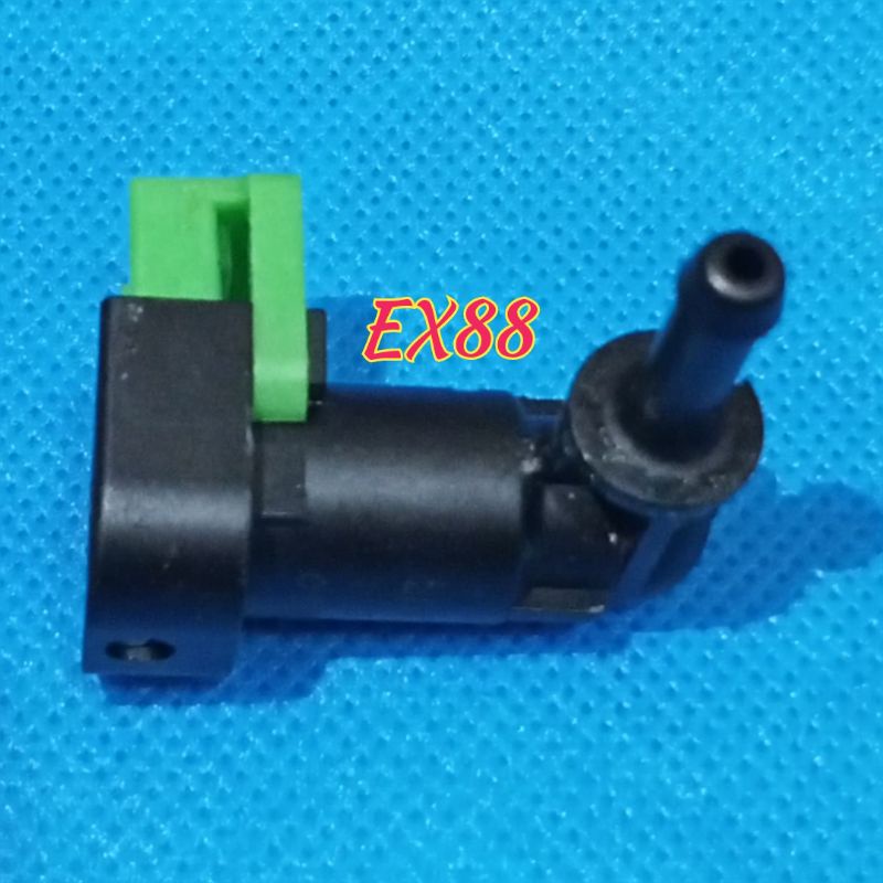 KLEM SAMBUNGAN KONEKTOR INJEKTOR SELANG BENSIN HONDA BEAT SCOOPY VARIO  YAMAHA MIO J GT M3