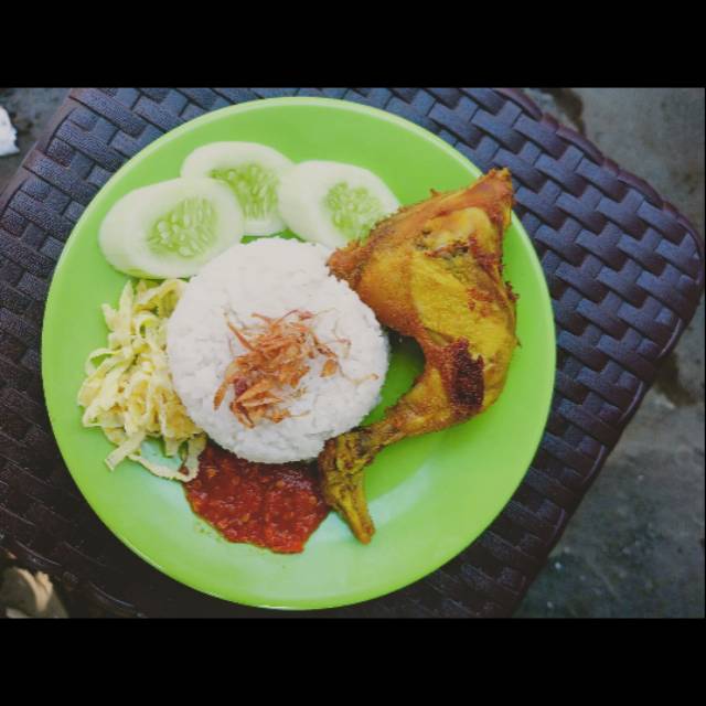 

PAKET NASI AYAM
