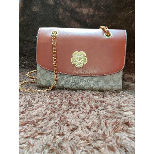 TAS PRELOVED COACH