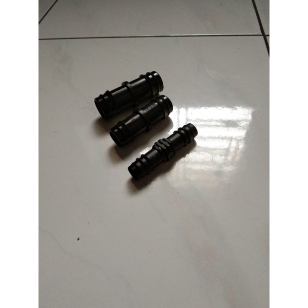 Sambungan selang plastik Lurus Hitam PVC Konektor Selang Manual