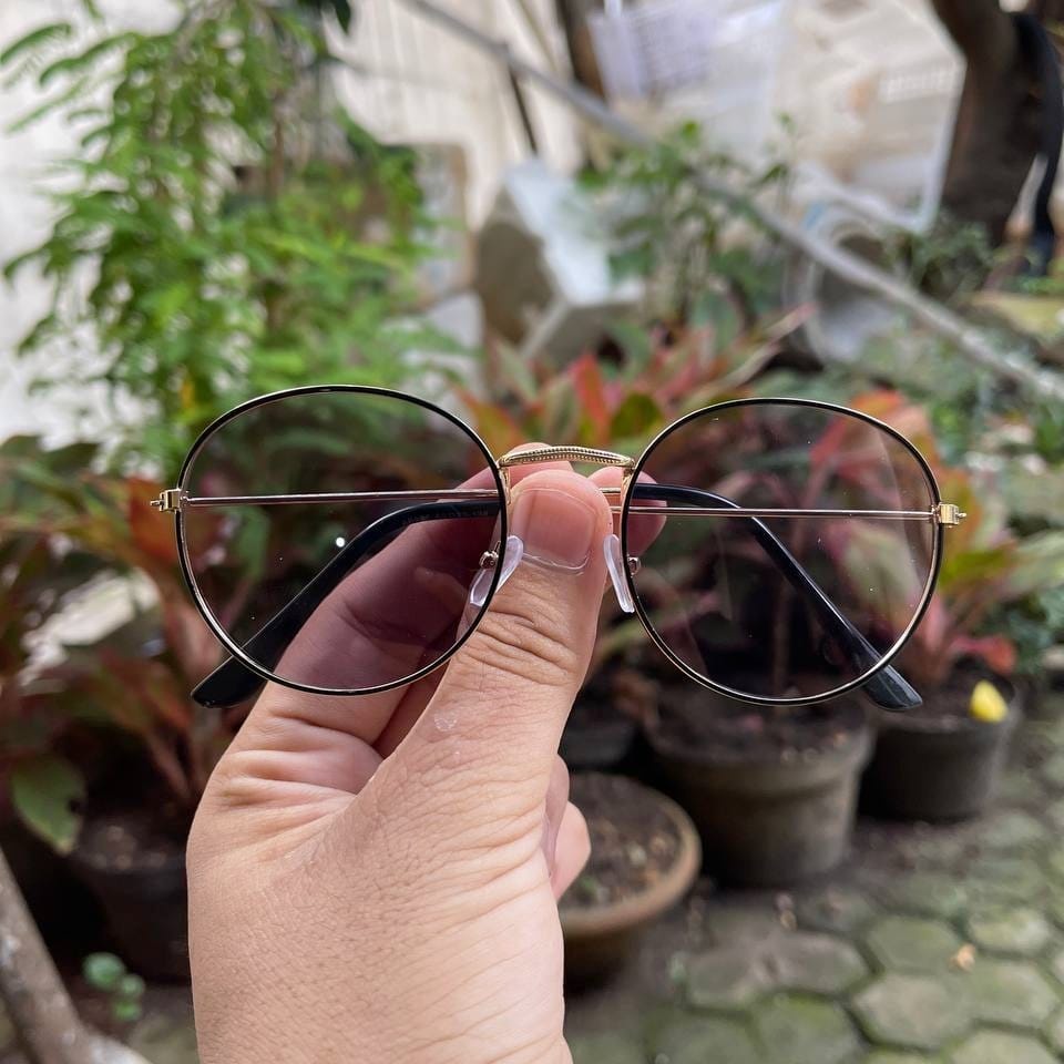 Kacamata Photocromic Berubah Warna Pria Wanita Free Box dan Lap