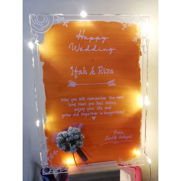

gift pernikahan, wisuda, ulang tahun, anniversary dll