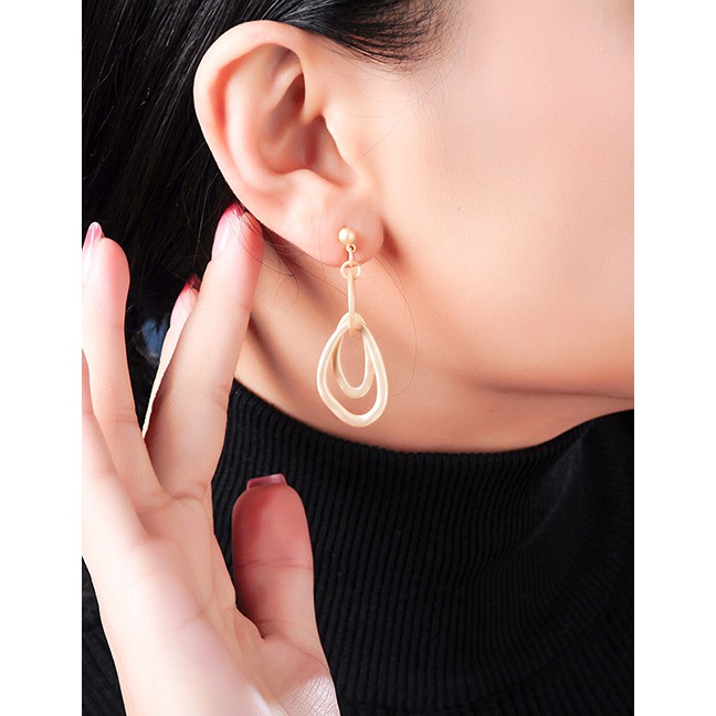 LRC Anting Tusuk Fashion Gold Alloy Geometric Irregular Ring Earrings D37725