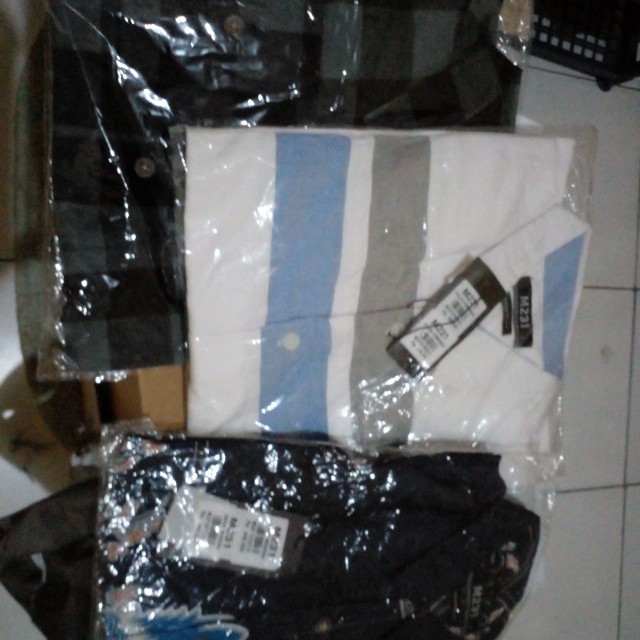 M231 Kemeja Pria Batik Pendek Navy 1727